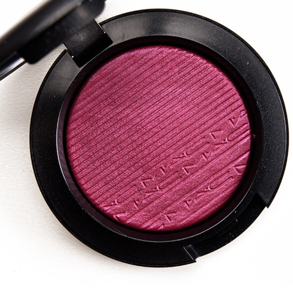 MAC Extra dimension blush Wrapped candy